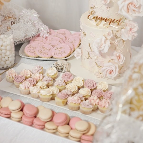 A tray of single-serve citrus cakes lined up before an event